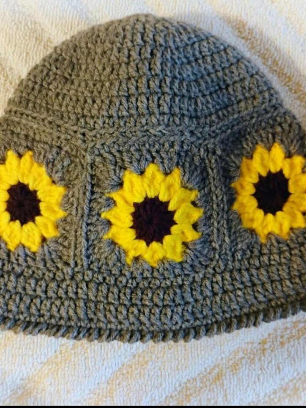 Handmade Crocheted Daisy Sunflower Bucket Hat